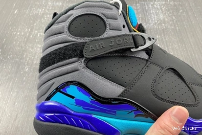 Stylish  Retro Aqua 768 648 305381- 8 Jordan 0819
